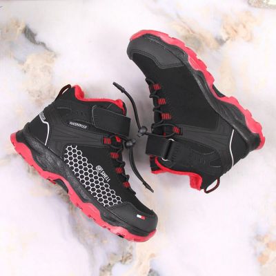 8. American Club Jr AM904B Waterproof Velcro Snow Boots