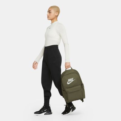3. Nike Heritage Backpack DC4244-222