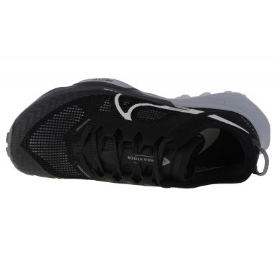 3. Nike Air Zoom Terra Kiger 8 W DH0654-001