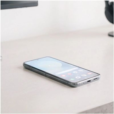 7. Tech-Protect Glass Fit+ 2-Pack tempered glass + Tech-Protect Hydro Flex+ 2-Pack hydrogel film for Samsung Galaxy Z Flip 7 / 8