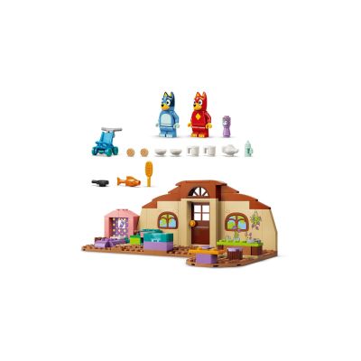 5. LEGO Bluey 11221 - School with Ryżyk and Blue
