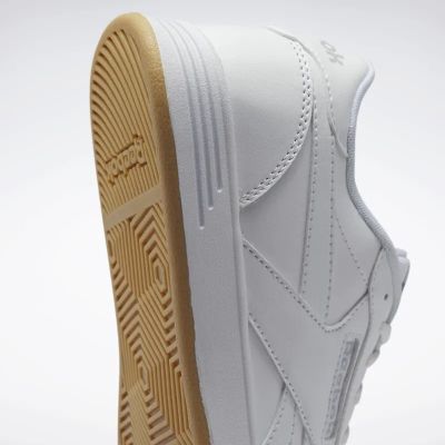 6. Reebok COURT ADVANCE FTWWHT/CDGRY2/RBKG01 sneakers (100010616)