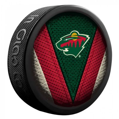 2. Souvenir Hockey Puck Inglasco NHL Stitch 510AN000605