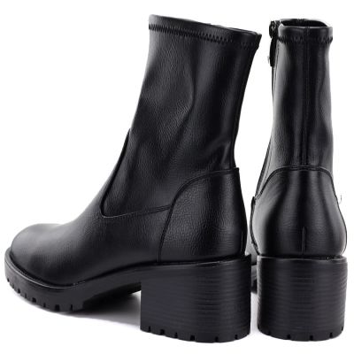 10. Women's black high-heeled ankle boots Potocki SZ12835