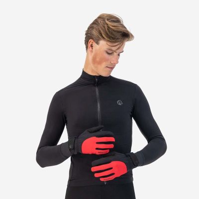 2. Rogelli CORE winter gloves black and red M