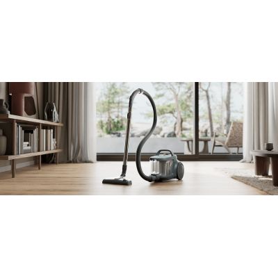 51. ELECTROLUX EL31C2OG Cyclonic Vacuum Cleaner