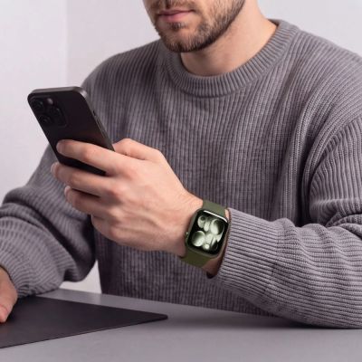 4. Tech-Protect Silicone Strap for Apple Watch 44 / 45 / 46 / 49 mm - Green