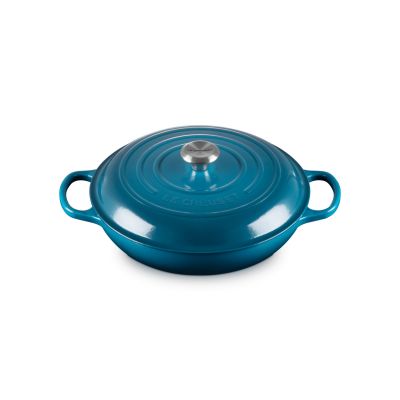 2. Le Creuset 21180306422430 cast iron pot, 30 cm green