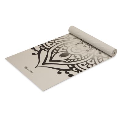 4. Gaiam Dovvetail Sundal Yoga Mat 5MM 64955