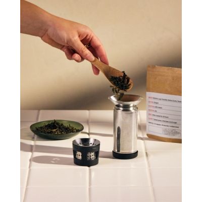 3. 473 ml Carter Move Mug Fellow white thermal mug + Carter Infuser