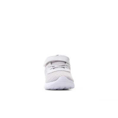 4. NIke Tanjun (TDV) 818383 015