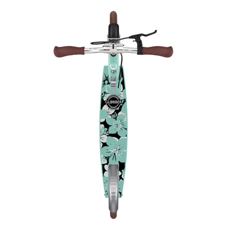 8. Globber NL 205 Dluxe Jr 685-206 Scooter