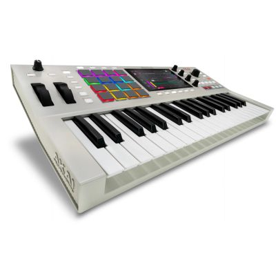 10. AKAI MPC KEY 37 GEN2 - Workstation