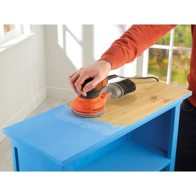 3. 240W Black&Decker KA199-QS Random Orbital Sander