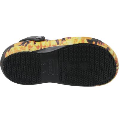 4. Crocs Bistro Graphic Clog M 204044-001