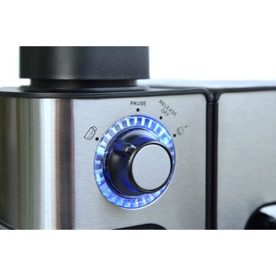 8. 800W MAESTRO MR-411 coffee machine