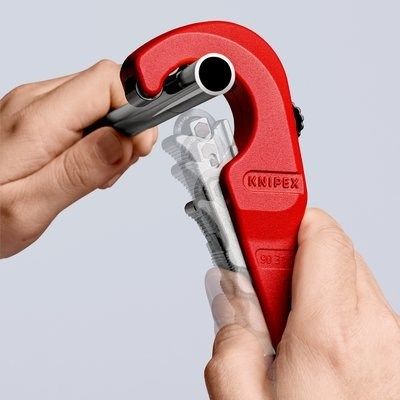 23. Knipex 90 31 02 SB hand pipe cutting tool Pipe cutter