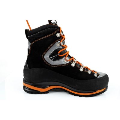 4. Aku Yatumine GTX women's trekking shoes