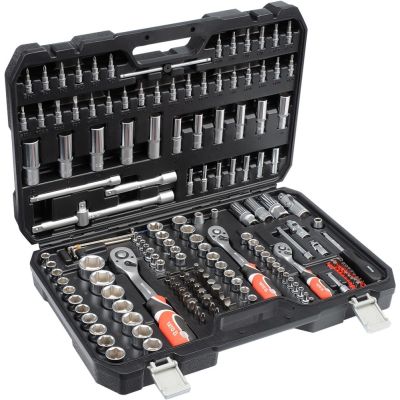 2. Socket wrench set 1/2"1/4"3/8 "173 pcs YT-38931 YATO