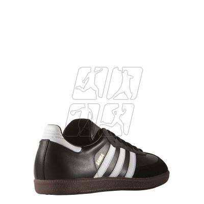 2. Adidas Samba IN M 019000 football shoes