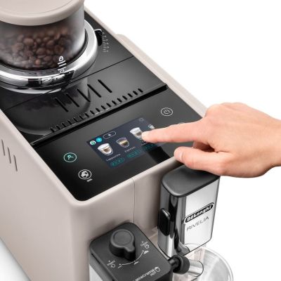 5. DeLonghi EXAM 440.55.BG espresso machine