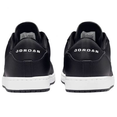 5. Nike Jordan men's shoes Court Connect Low IQ5698-001