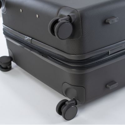 9. LIMO L Hard-Shell Suitcase