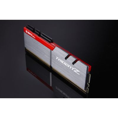 2. G.Skill Trident Z Memory Module 32GB 2 x 16GB DDR4 3200MHz