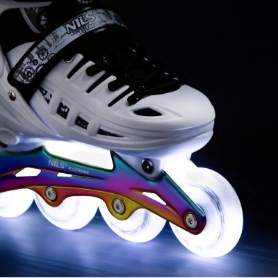 7. NH10905 4in1 LED WHITE ROLLER SKATES WITH RAINBOW HOCKEY BLADE SIZE M (35-38) NILS EXTREME
