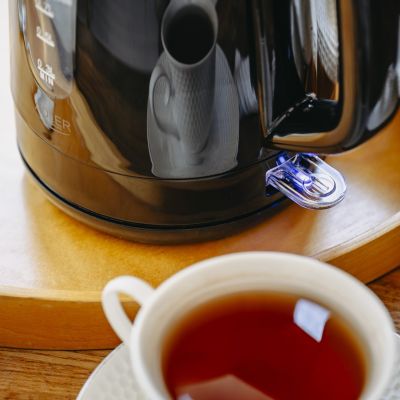 8. Electric kettle ADLER AD 1380b black