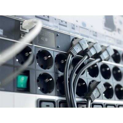 2. BACHMANN BASIC LED STRIP 230V 19'' 1U 2M