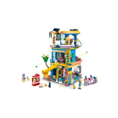 4. LEGO Friends 42689 - Heartlake Clubhouse