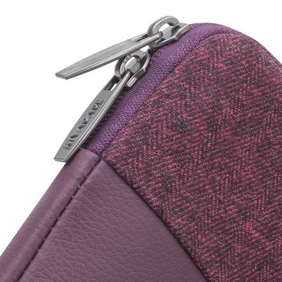 4. Rivacase 7903 33.8 cm (13.3") Pocket Case Red