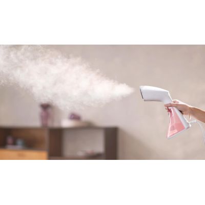 65. PHILIPS GC 801/10 Garment Steamer