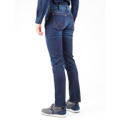 2. Wrangler Greensboro jeans W15Q6262F