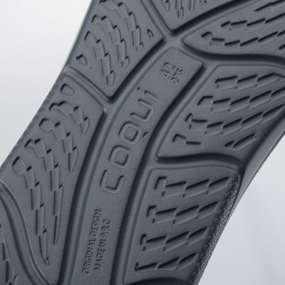 9. Men's KOBE Flip-Flops