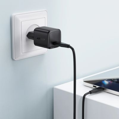 9. Acefast A119 GaN PD 45W USB-C Wall Charger - Black