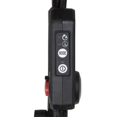 4. MAKITA 40V XGT LM002GZ Lawn Mower 53cm