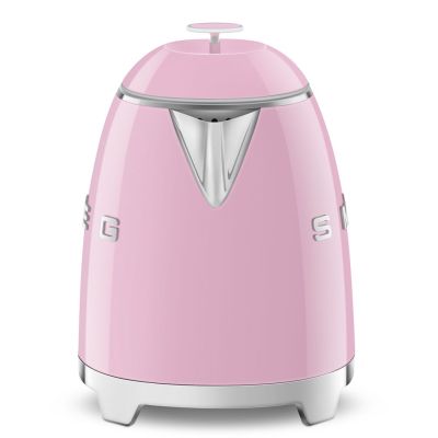 17. SMEG Kettle (KLF05PKEU) mini 0.8L pink