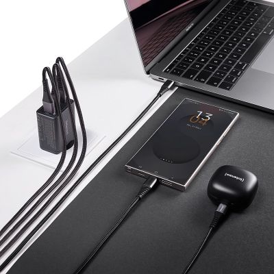 13. Intenso 7806510 Power Adapter/Inverter Internal 65 W Black