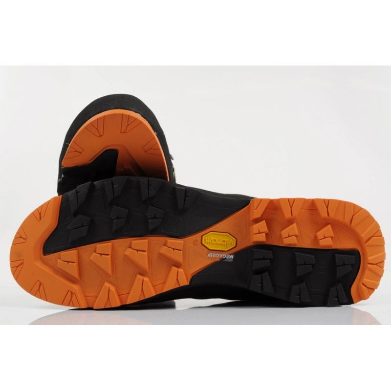 5. Aku Rock Gore-Tex M 718108 shoes