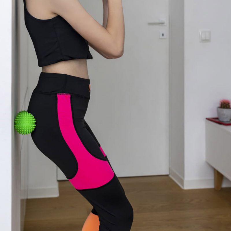 4. Tullo duoball massage and rehabilitation roller 15.5 cm red 446