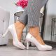 8. Pumps on a platform pearl beige W Sergio Leone