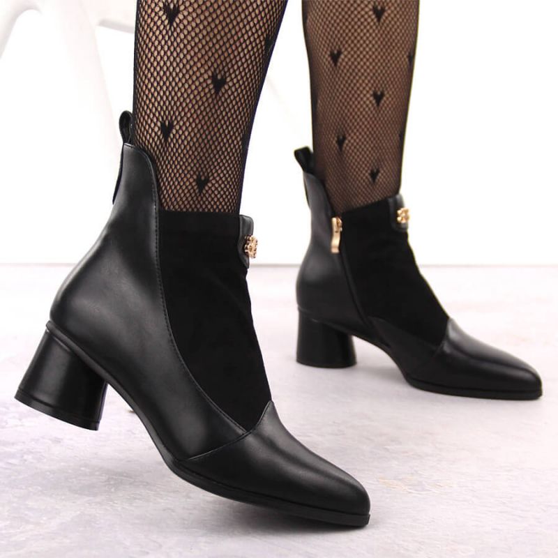 9. D&A S.Barski Premium Collection W OLI232A Black Heeled Ankle Boots