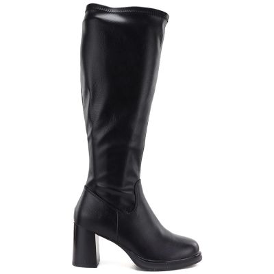 2. Black heeled women’s boots Potocki SZ12861