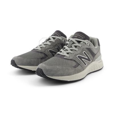 13. New Balance M MW880CA6 sports shoes