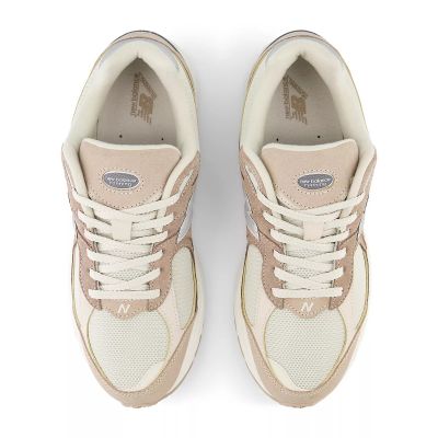 9. New Balance U M2002RSI Shoes