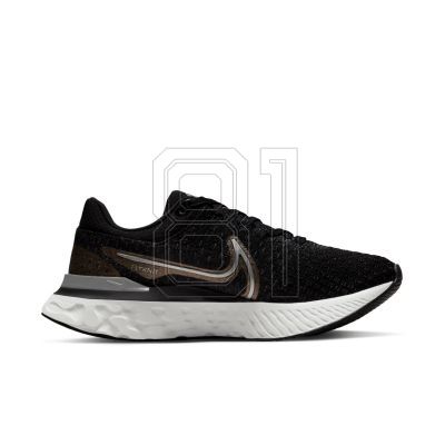 9. Running shoes Nike React Infinity Run Flyknit 3 W DD3024-009