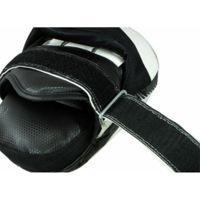 6. ŁZ-CRYSTAL trainer paws