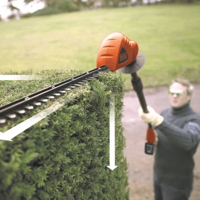 2. Black & Decker GTC1843L20-QW Electric Hedge Trimmer Twin Blade 3.2 kg